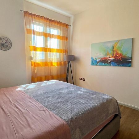 21° Bs Pazari City Center Comfort Apartment Tirana Exterior foto